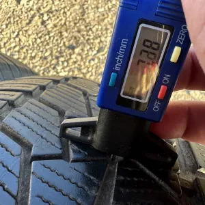Шини зима 255/55 R20 Continental комплект резини на джип