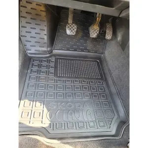 Автокилимки в салон Шкода Октавіа /Octavia A4,A5,A7,A8/Fabia АВТОГУМ