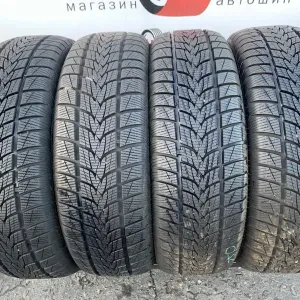 Шини  215/65 R17 Imperial демо зима 8мм.