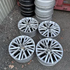оригінальні диски R16 Volkswagen