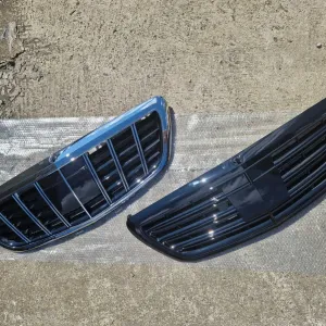 Решетка радиатора Chrome Black/Black под ночное видение и камеру GT на Mercedes-Benz S-Class W222 2013-2017 года.