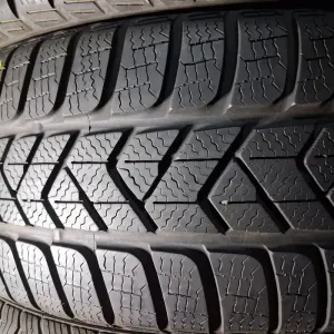 225/45 R18 Pirelli Sottozero 3 RSC шини б/у зима Комплект, ПАРА