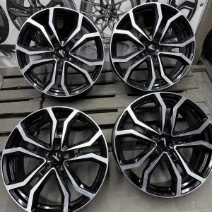Хороші диски литі 5/112/20 Dezent Audi Vw