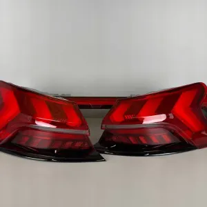 AUDI E-Tron GT 4J3 4JE Ліхтар Ліхтарі задні лівий правий USA EU