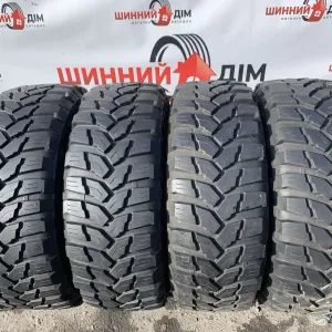 Шини  35*12.50R17LT екв розміру 315/70/17 пара Maxxis 8мм