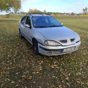 продам Рено Меган 1.6 бензин 2002 р