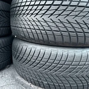 235 45 20 Goodyear Perfomance 3 90% 2023 Шини Зима