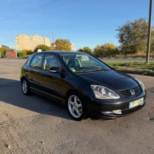 Продам Honda Civic 1.7 дизель на механіці.