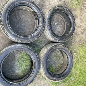 Шини Bridgestone Blizzak 205/55/R16 ЗИМА