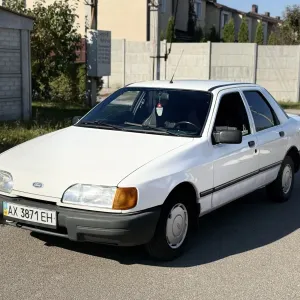 Ford Sierra  2.0 газ/бензин