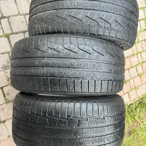 Резина 255 40 19 nokian зимняя