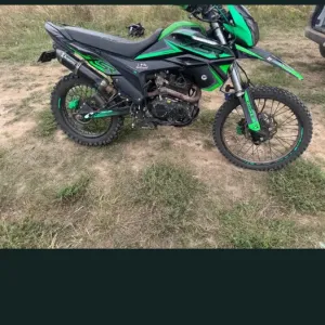 Продам мотоцикл форте Фт300кубів