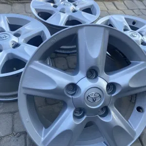 Оригинальные диски Toyota Land Cruiser 200 R18 5x150 (комплект 4 шт. / 8J ET60)
