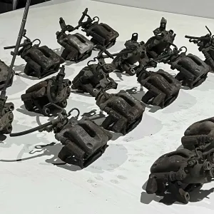 Суппорт Гольф 5 6 Шкода А5 Пассат Б6 Тоуран Кадди задний супорт