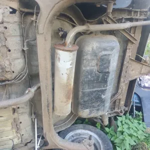 Задня балка Заз Таврія Славута в сборі топливний бак