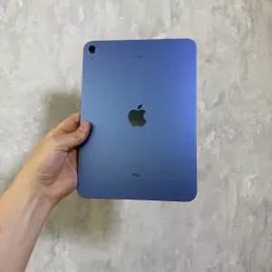Apple iPad 10 (10-го покоління) 64GB Wi-Fi