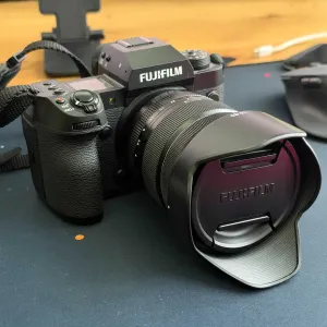 Fujifilm X-H2 + XF 16-80 f/4 + XF 30 Macro — флагман APS-C 40 Мп с двумя объективами | пробег затвора 547, как новый, Киев