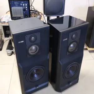 Акустична система JBL XPL140 ВЧ25мм титан, СЧ75мм титан