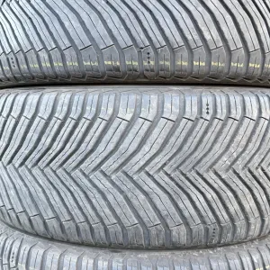 Шини все сезонні 255/45/19 Michelin CrossClimate