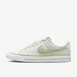 Кросівки жіночі NIKE р38 (24см)