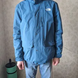 Куртка The North Face Pinecroft синя розмір M