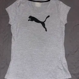 Футболка Puma жіноча сіра розмір S