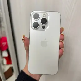 iPhone 15 Pro 256GB