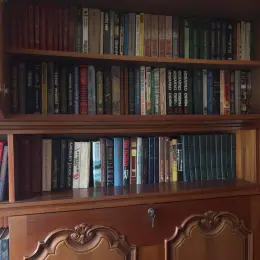 Книги радянські та класичні