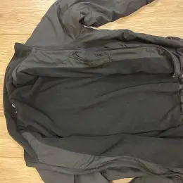 Чоловіча куртка Zara Fleece-Lined Windbreaker Jacket чорна розмір M