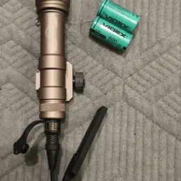 Ліхтар тактичний Surefire Scout M600 Tan (Replica) з виносом та акумуляторами