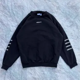 Жіночий світшот Adidas Originals Repeat Logo Crewneck чорний розмір М